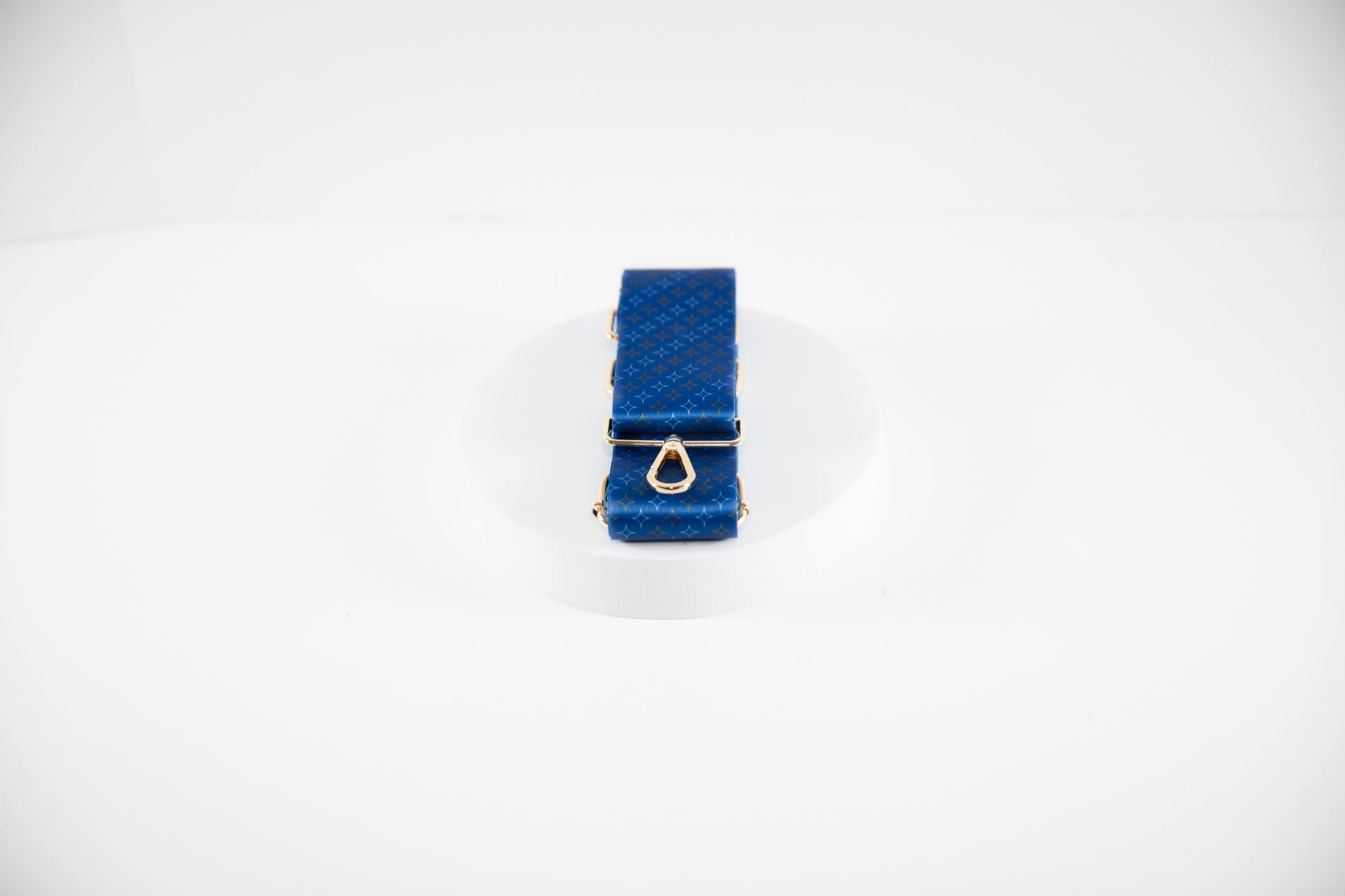 Elegant Crossbody strap shown in NY Mets team colors of blue, orange and white.